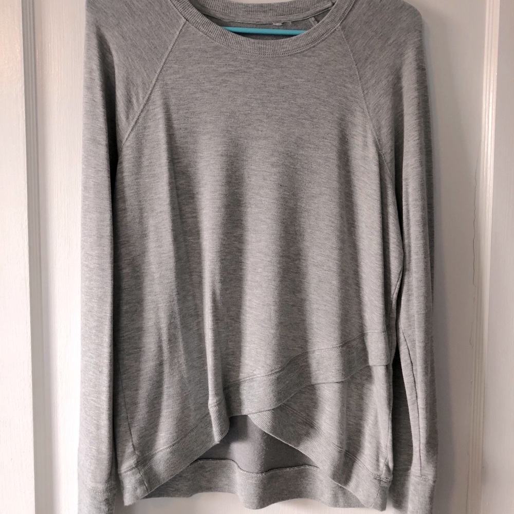 Athleta criss-cross front sweatshirt - SO SOFT!